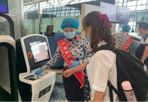 中國東航持續(xù)打造 智慧機場 西安咸陽機場自助行李托運專區(qū)啟用