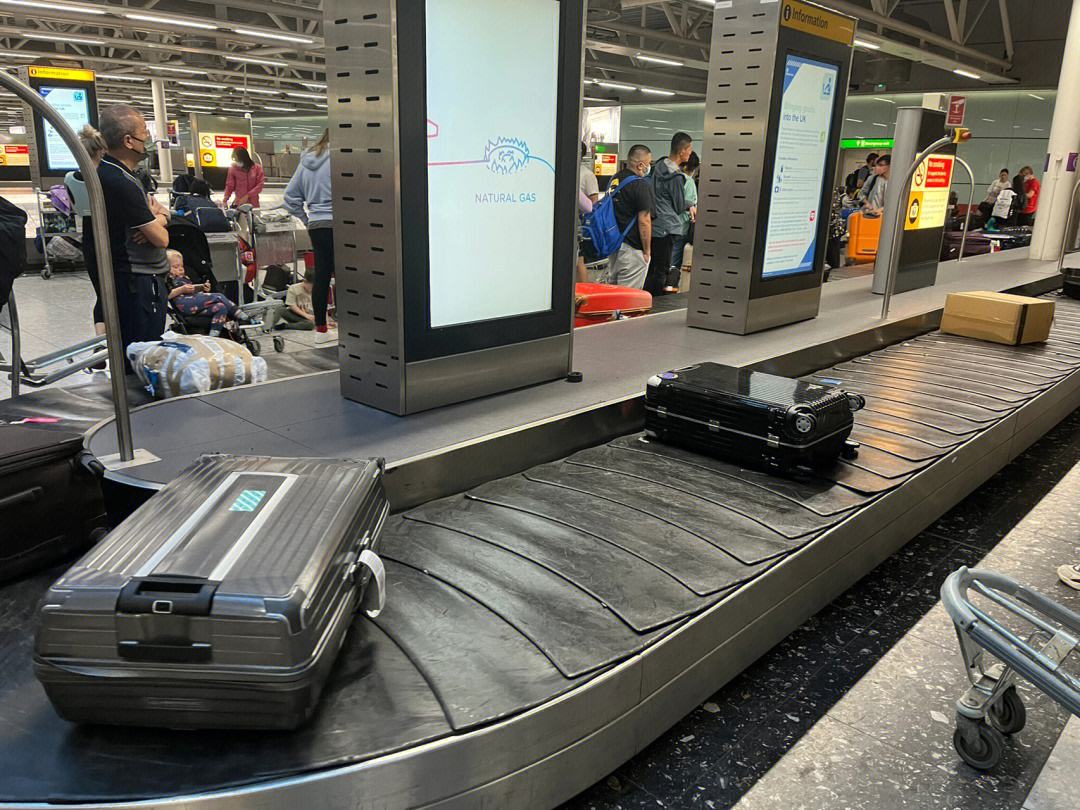 倫敦希思羅機(jī)場(chǎng)轉(zhuǎn)機(jī)攻略 行李重新托運(yùn)全指南